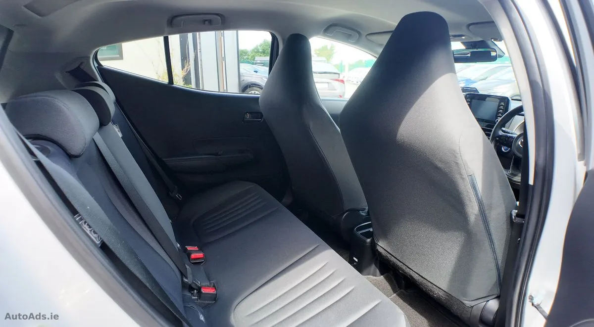 2021 Toyota Aqua – photo 16