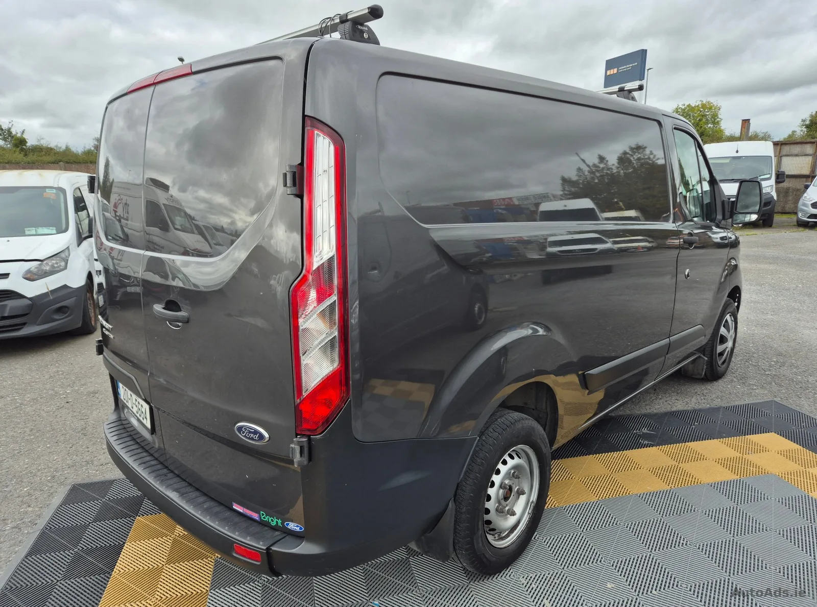 2020 Ford Transit – photo 4