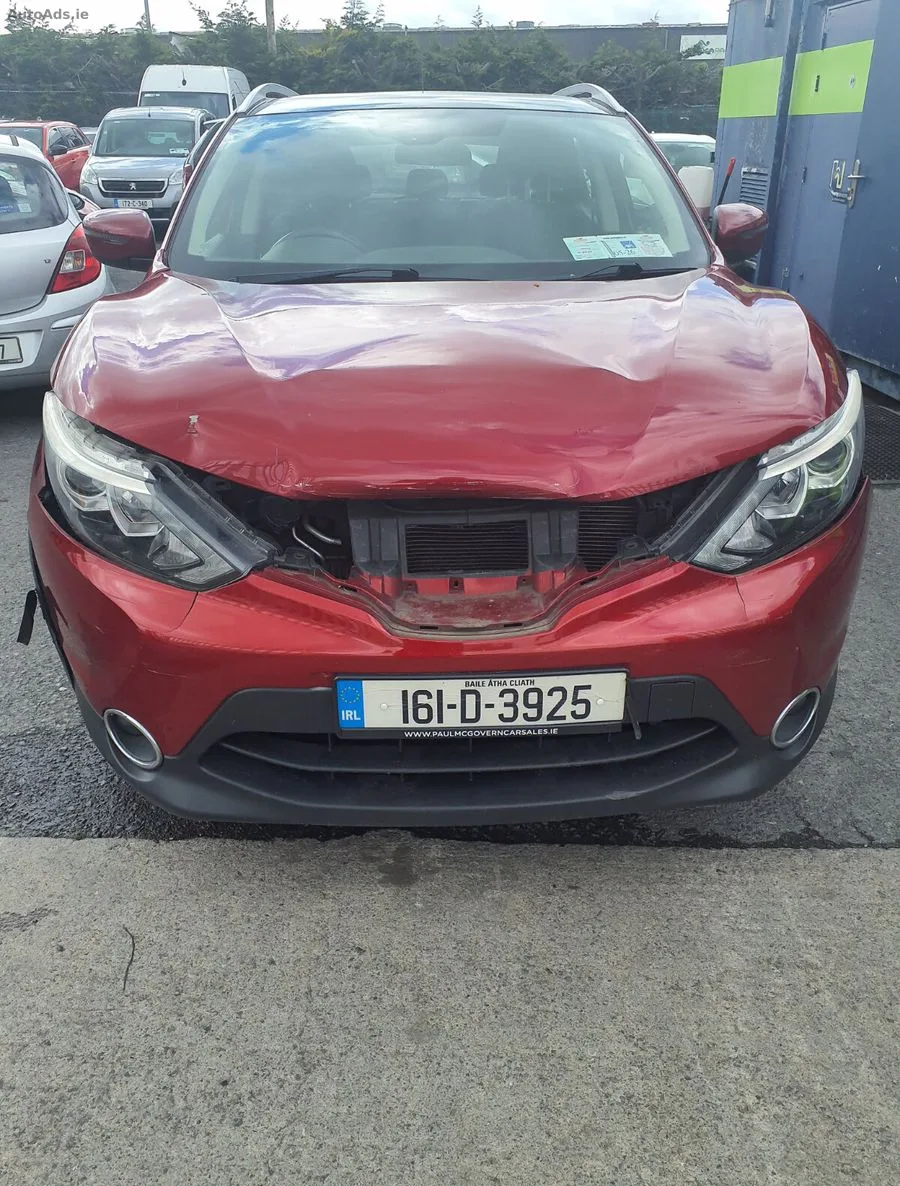 Nissan Qashqai 2016 Clearance Sale €3500