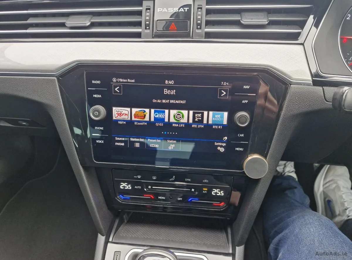 2022 Volkswagen Passat – photo 12
