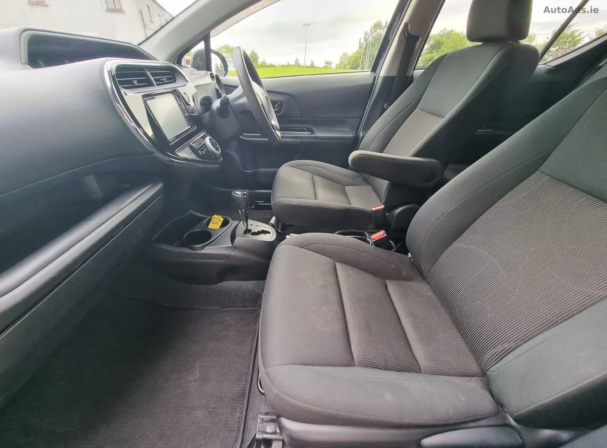 2019 Toyota Aqua – photo 20