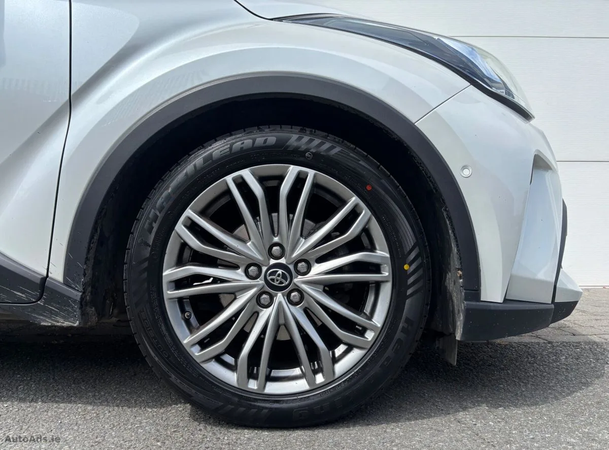 2022 Toyota C-HR – photo 3