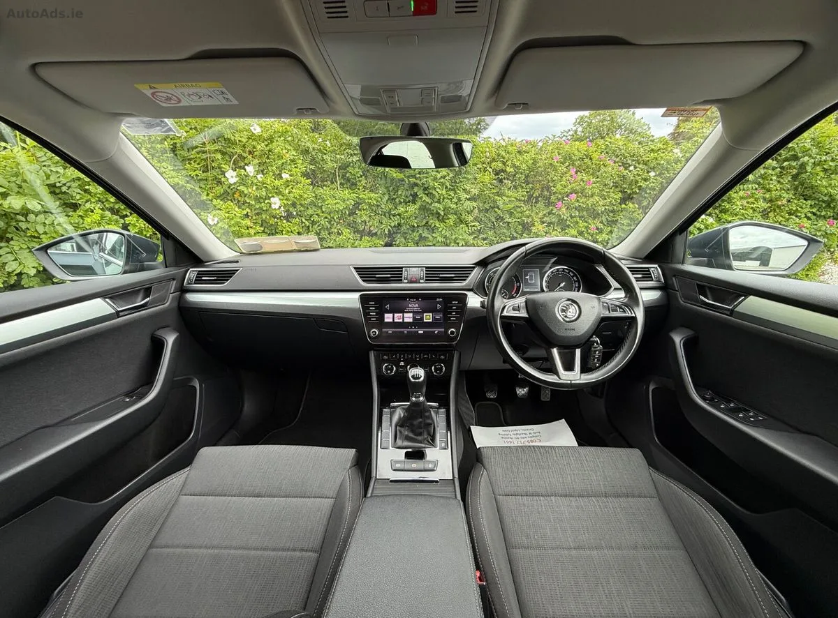 2019 Skoda Superb – photo 17