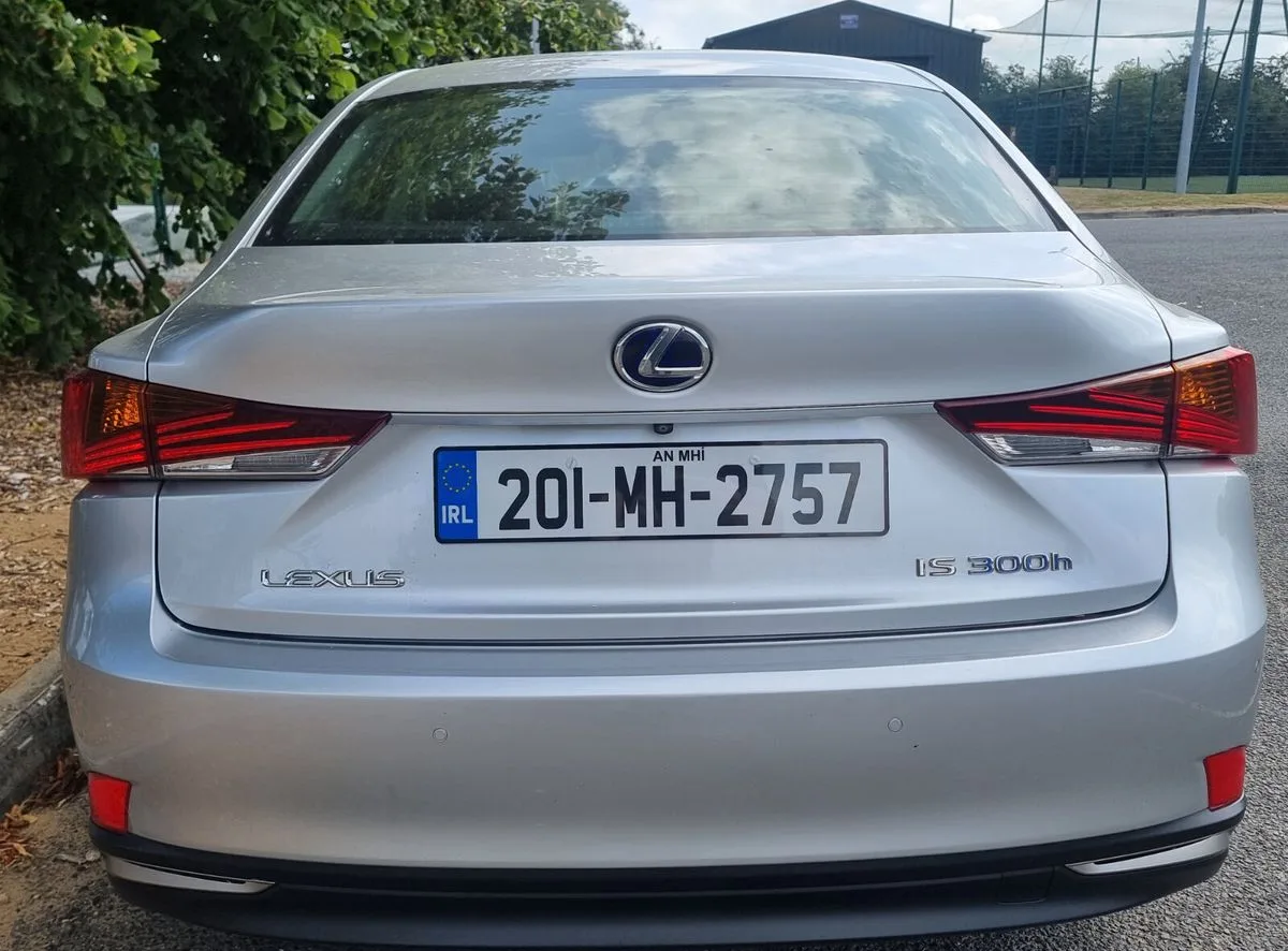 2020 Lexus IS – photo 15