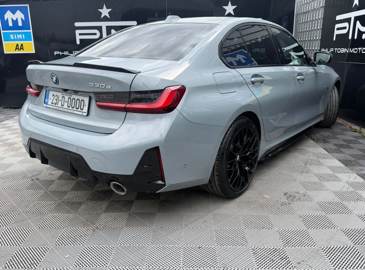 2023 BMW 3-Series – photo 10