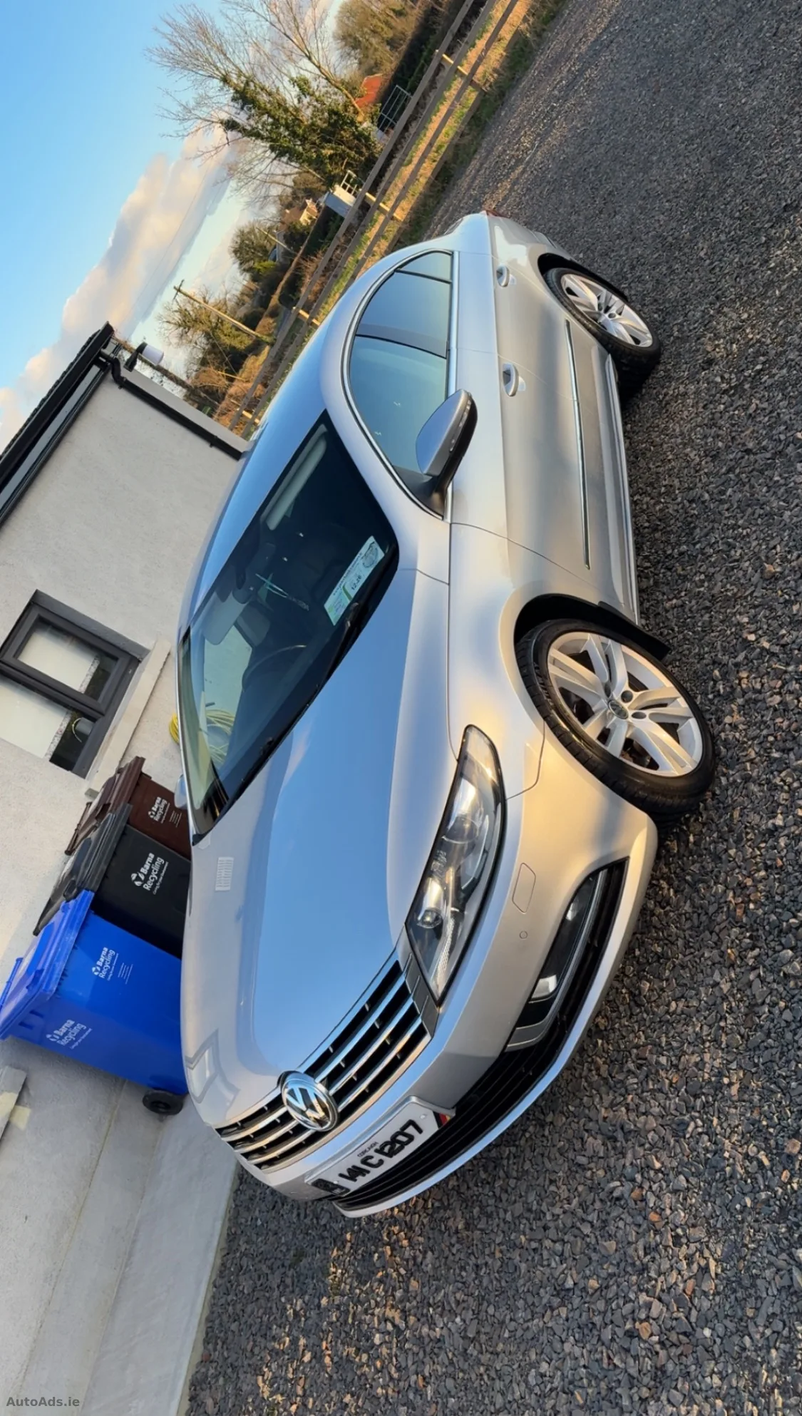 2014 Volkswagen Passat – photo 1