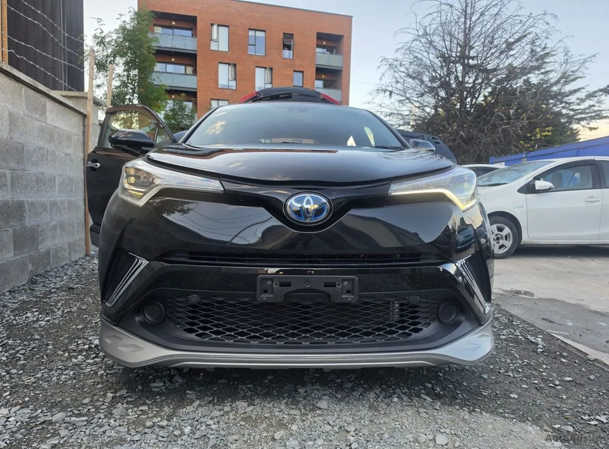2018 Toyota C-HR – photo 2