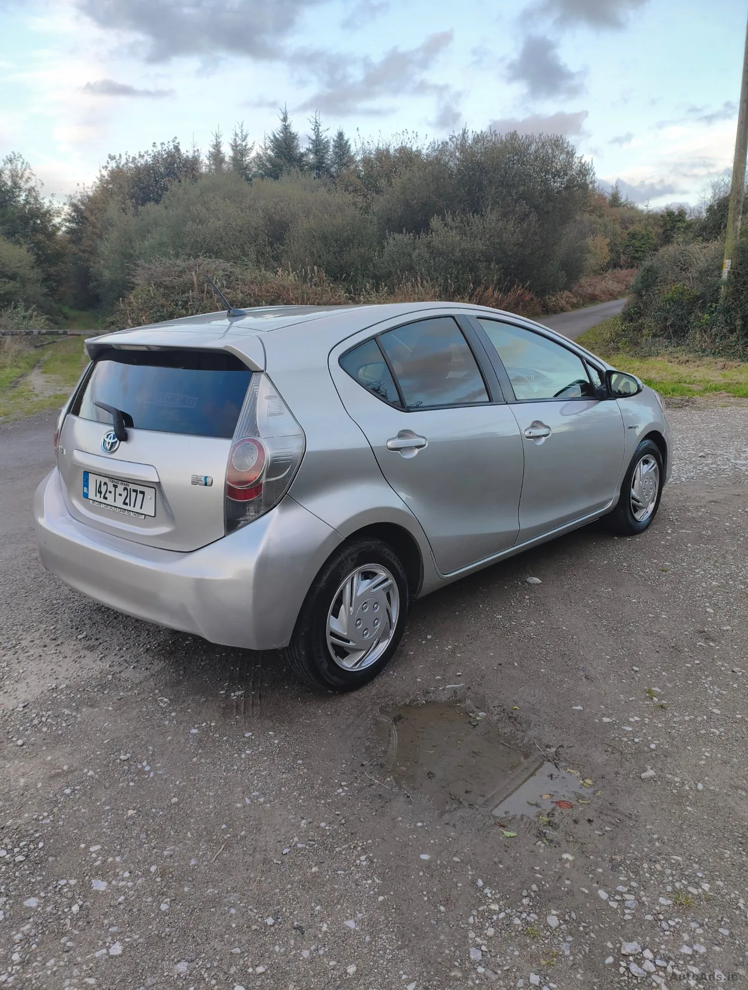 2014 Toyota Aqua – photo 8