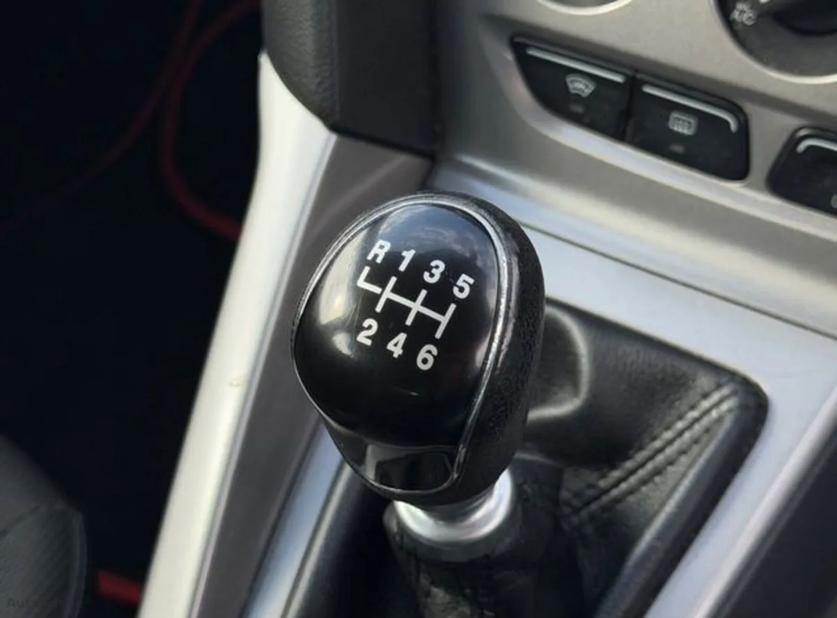 2013 Ford Focus – photo 14