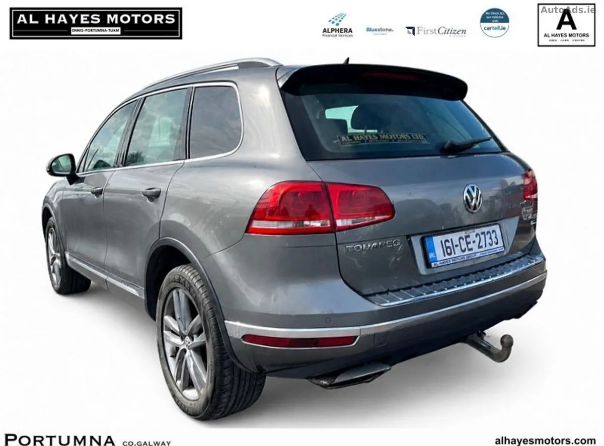 2016 Volkswagen Touareg – photo 2