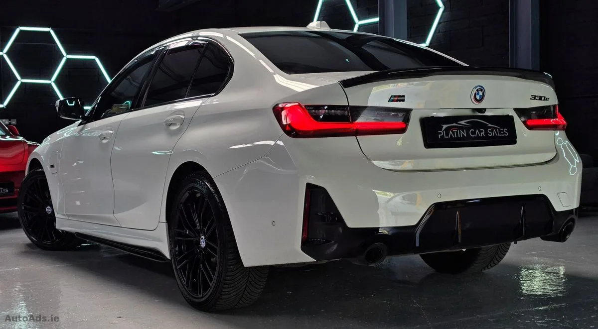 2024 BMW 3-Series – photo 13
