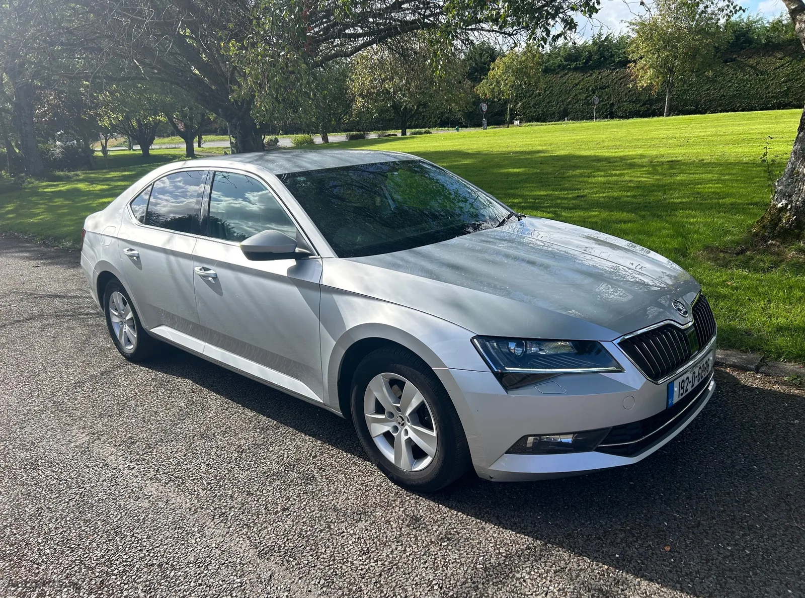 2019 Skoda Superb – photo 2