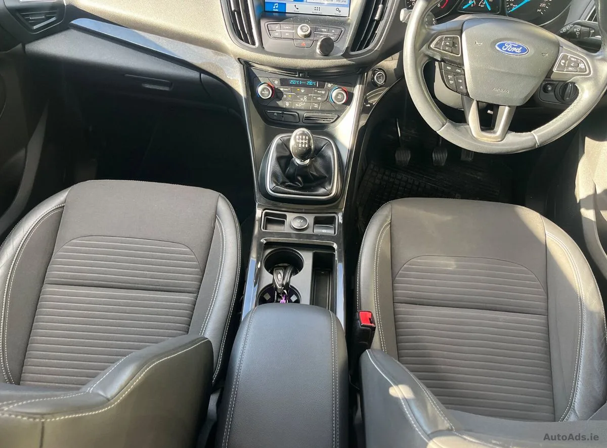 2018 Ford Kuga – photo 16