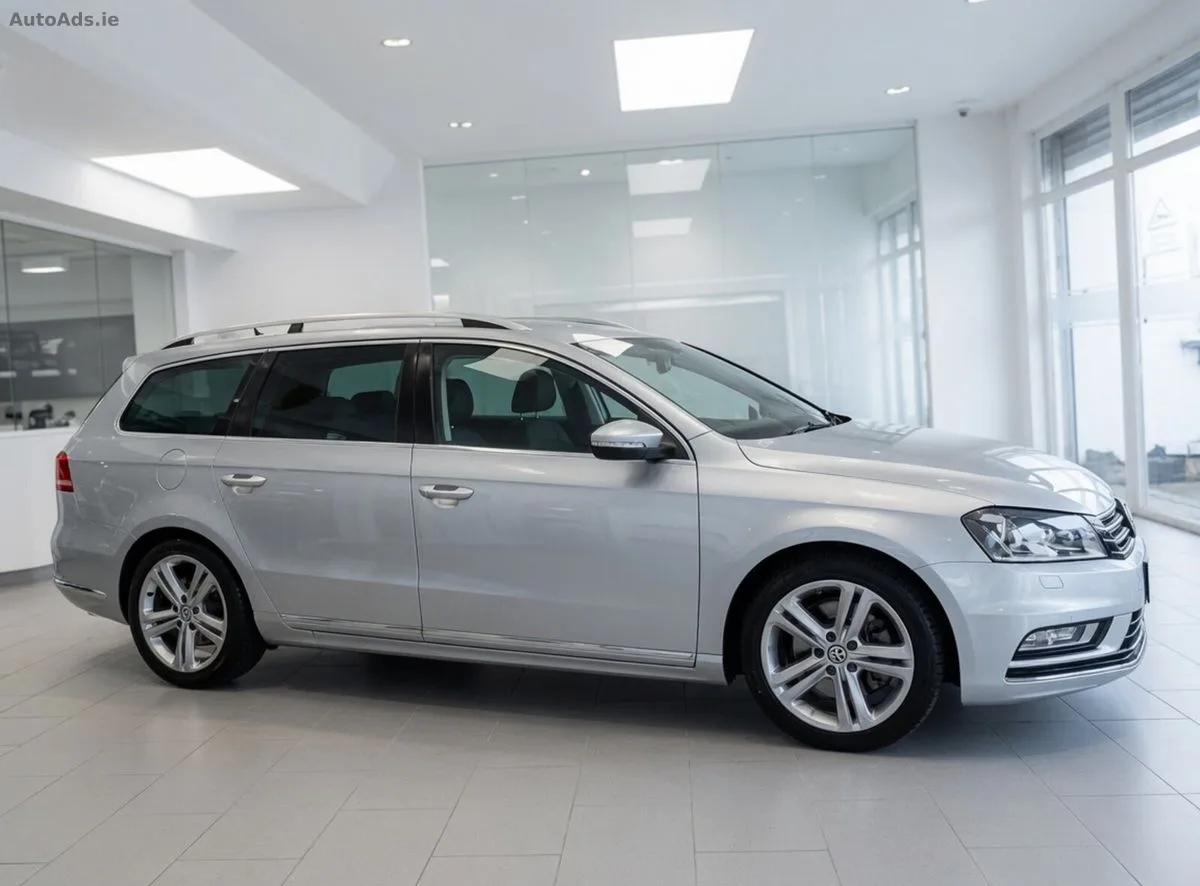 2015 Volkswagen Passat – photo 1