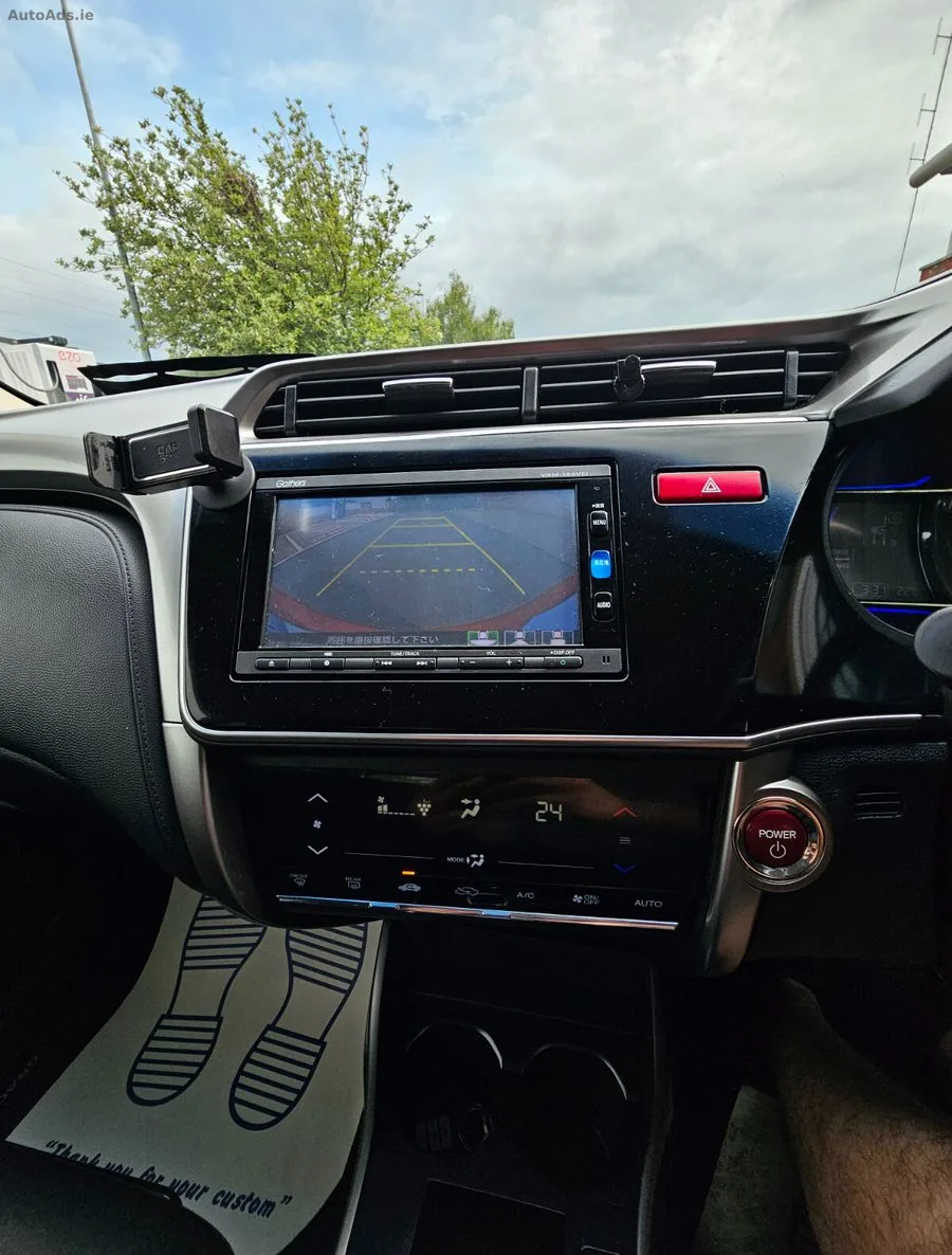 2015 Honda Grace – photo 14