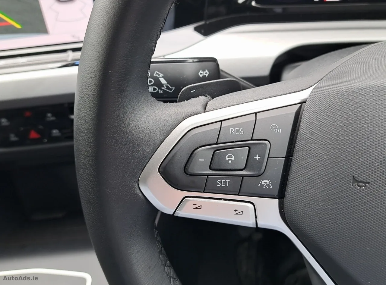 2024 Volkswagen Golf – photo 18