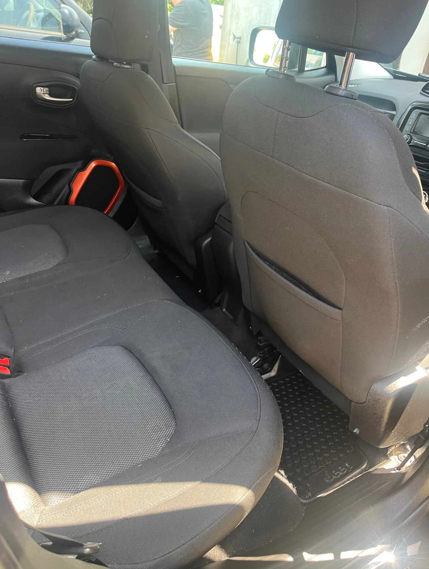 2017 Jeep Renegade – photo 2