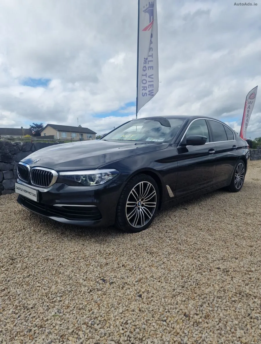 2017 BMW 5-Series – photo 2