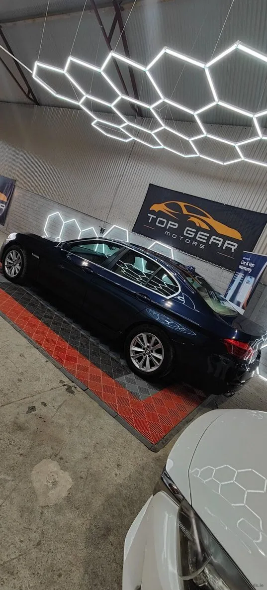 2014 BMW 5-Series – photo 14