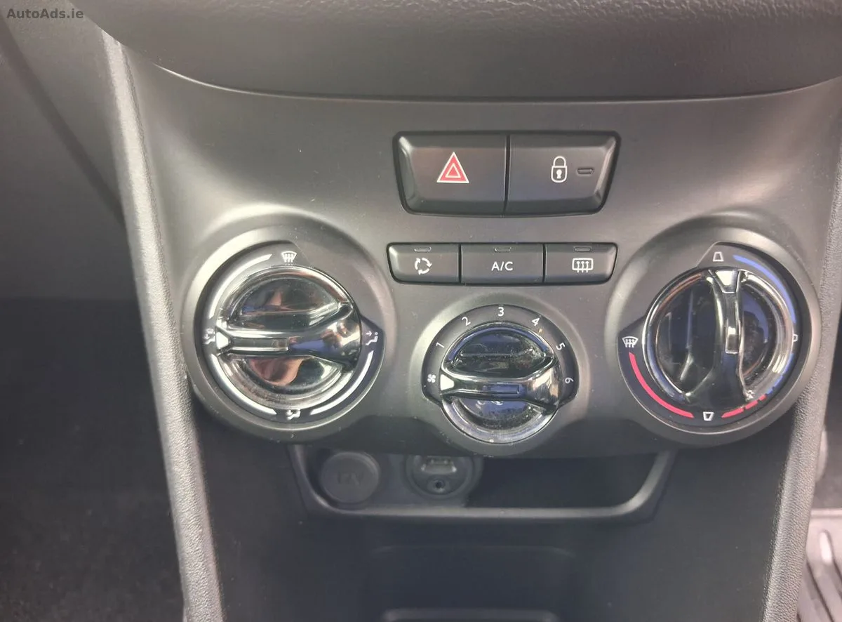 2015 Peugeot 208 – photo 20