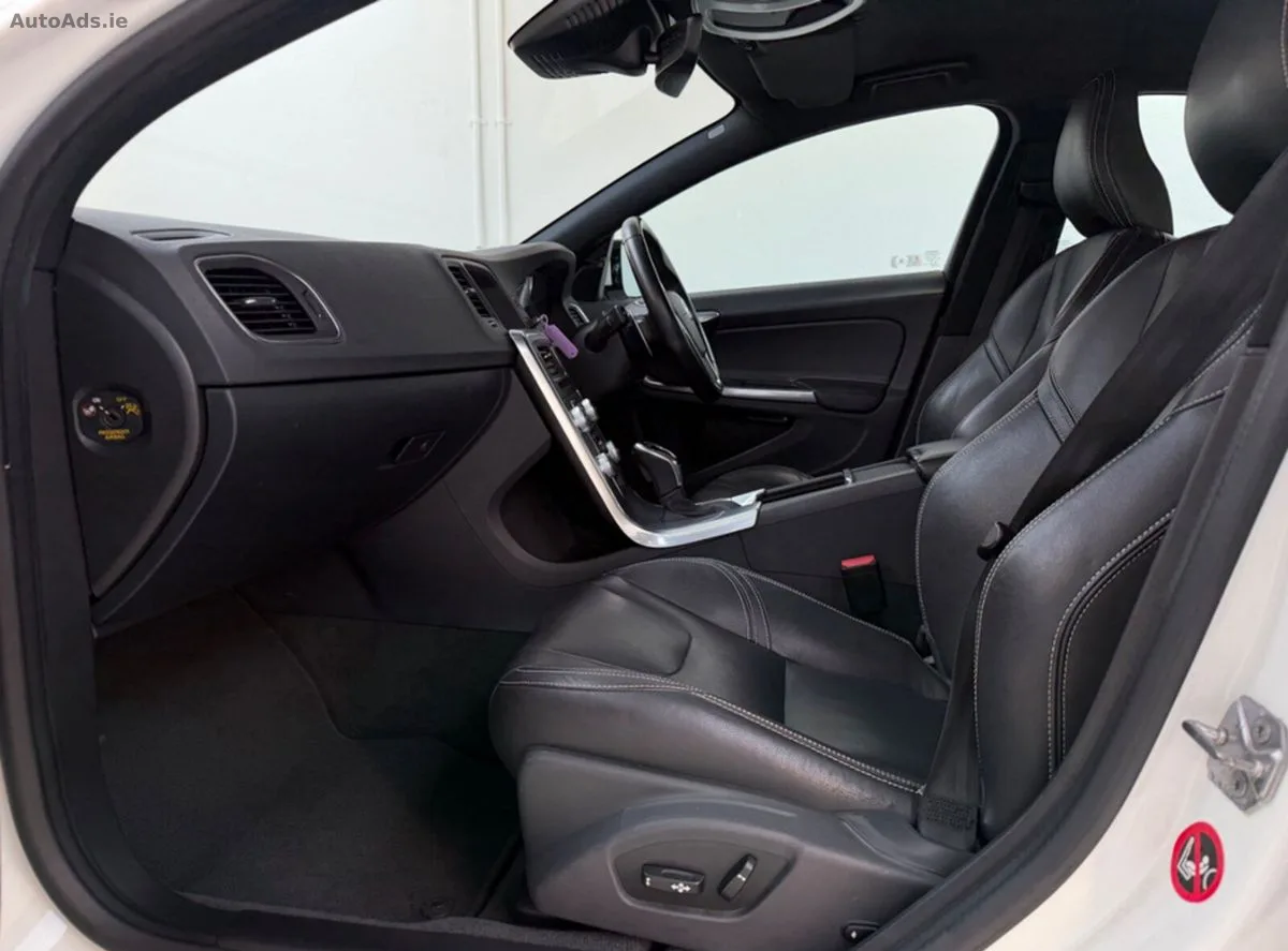 2017 Volvo S60 – photo 19