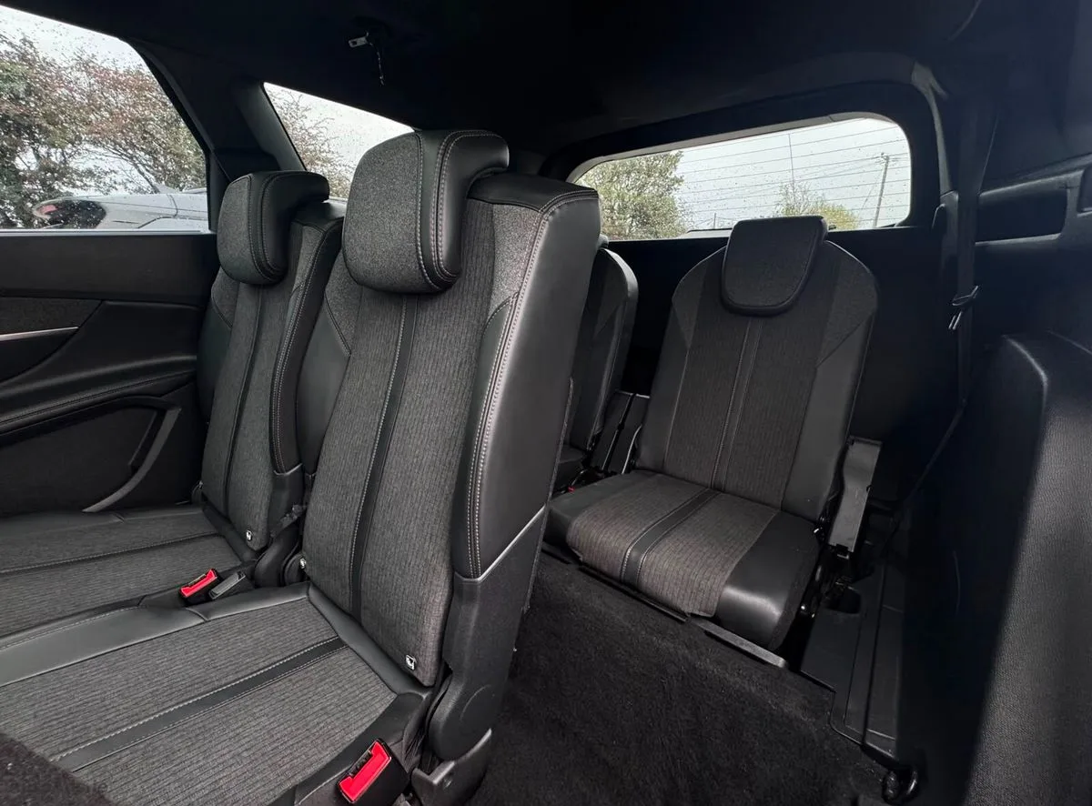 2018 Peugeot 5008 – photo 12