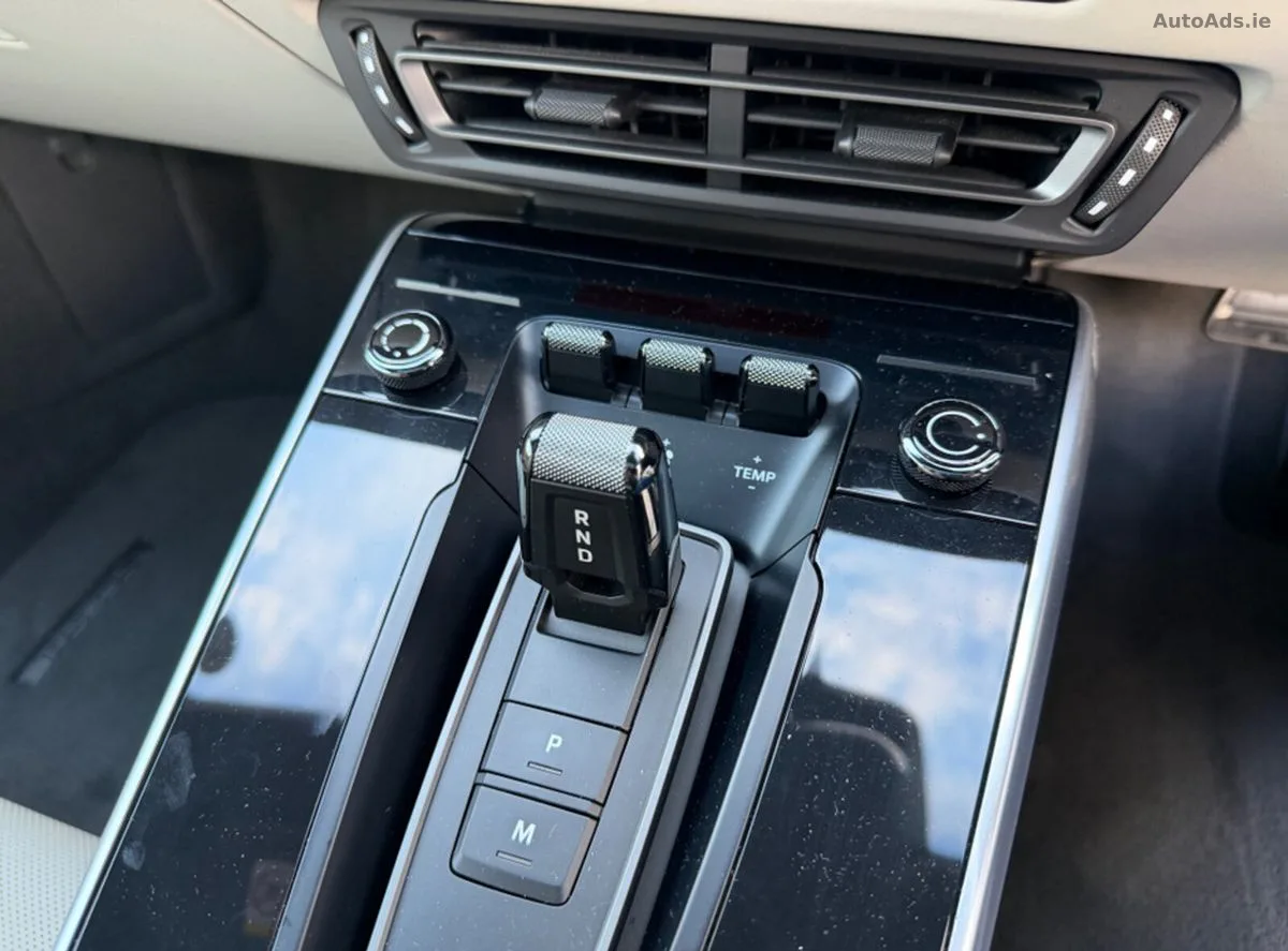 2023 Porsche 911 – photo 18