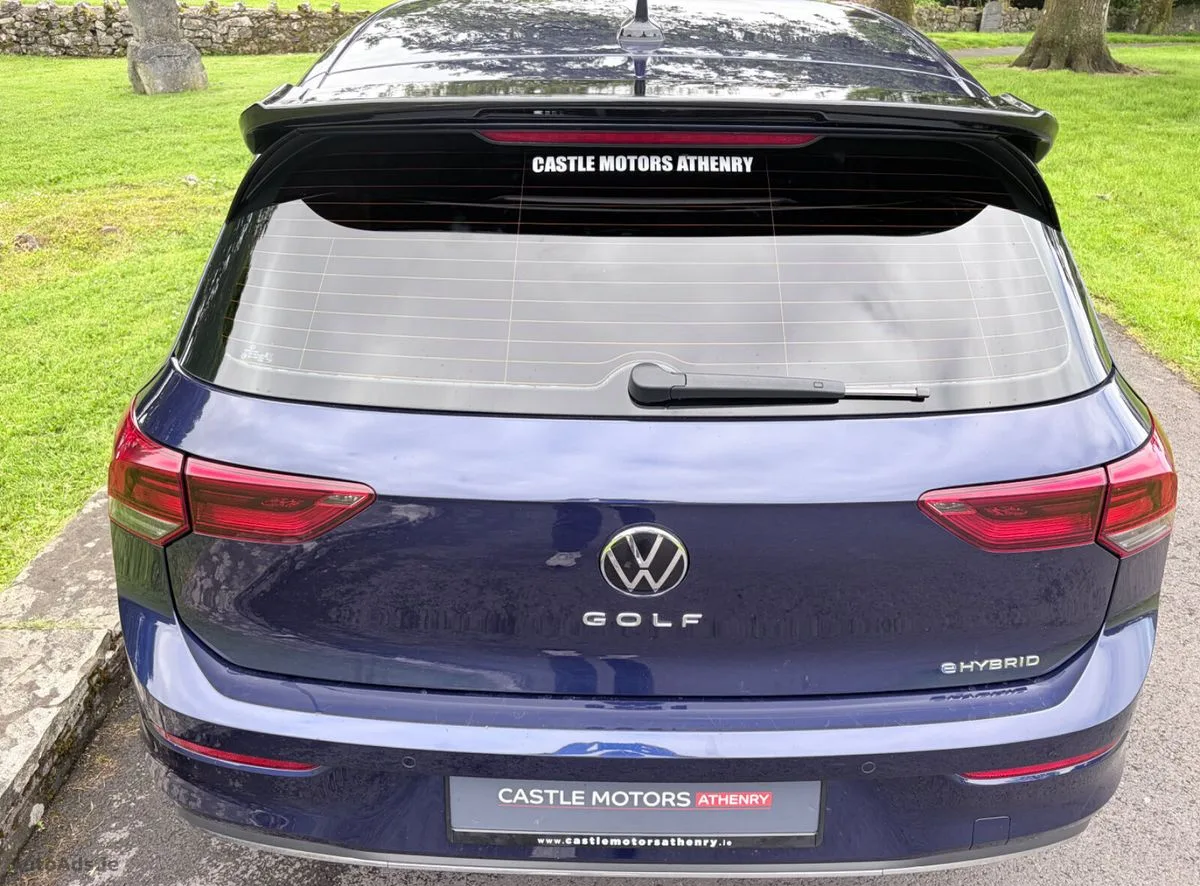2023 Volkswagen Golf – photo 11