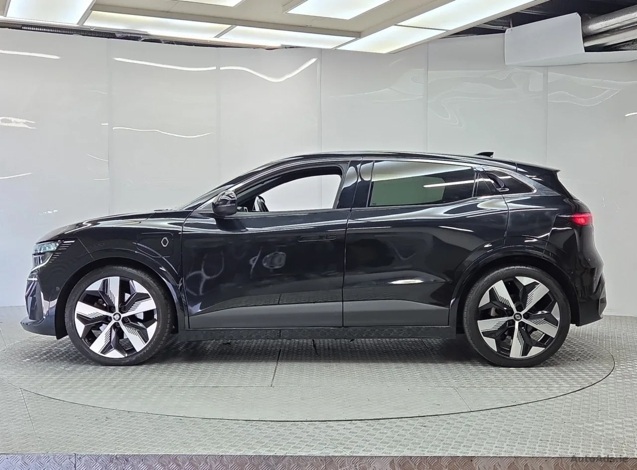 2024 Renault Megane E-Tech – photo 10