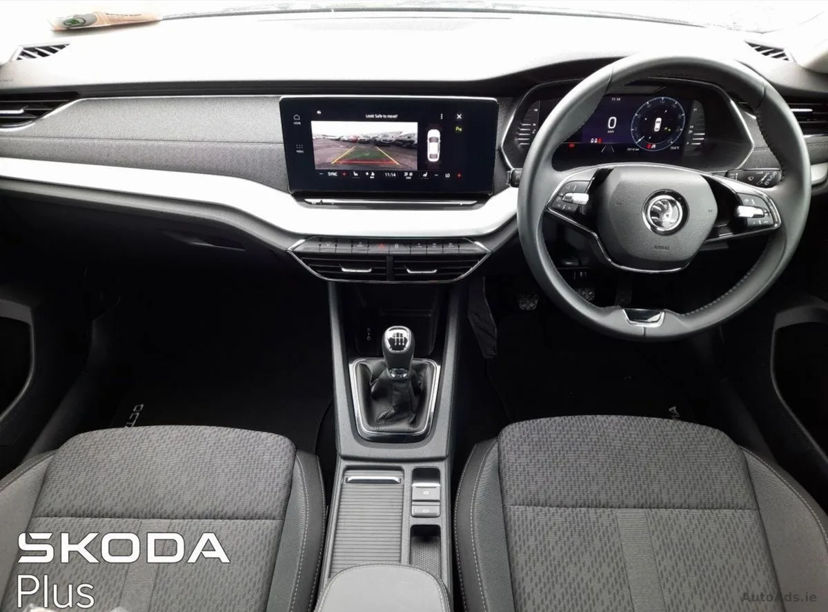 2024 Skoda Octavia – photo 2