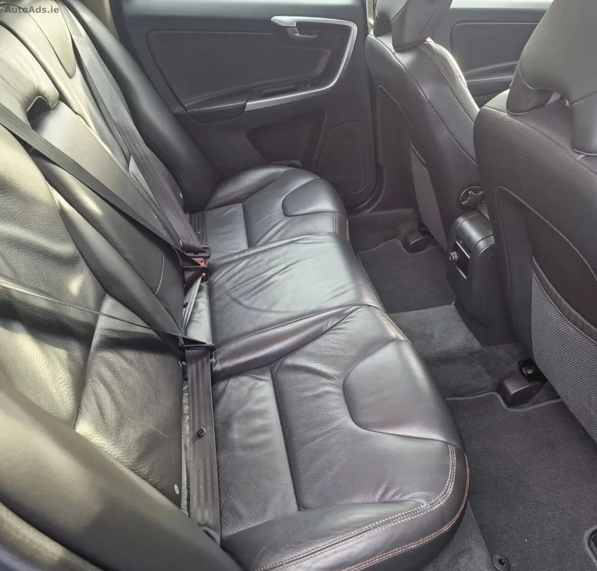 2010 Volvo XC60 – photo 8
