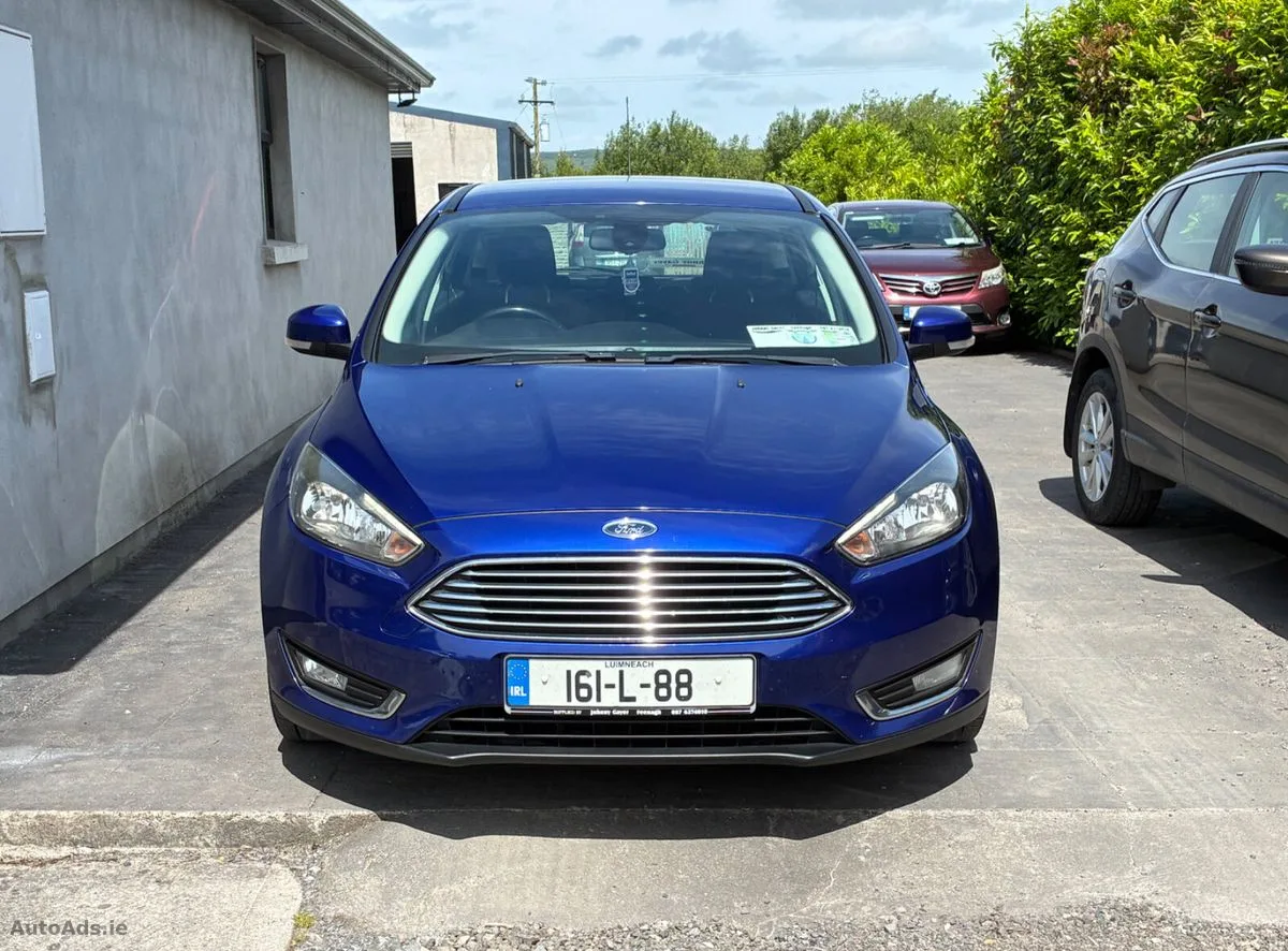 2016 Ford Focus – photo 2