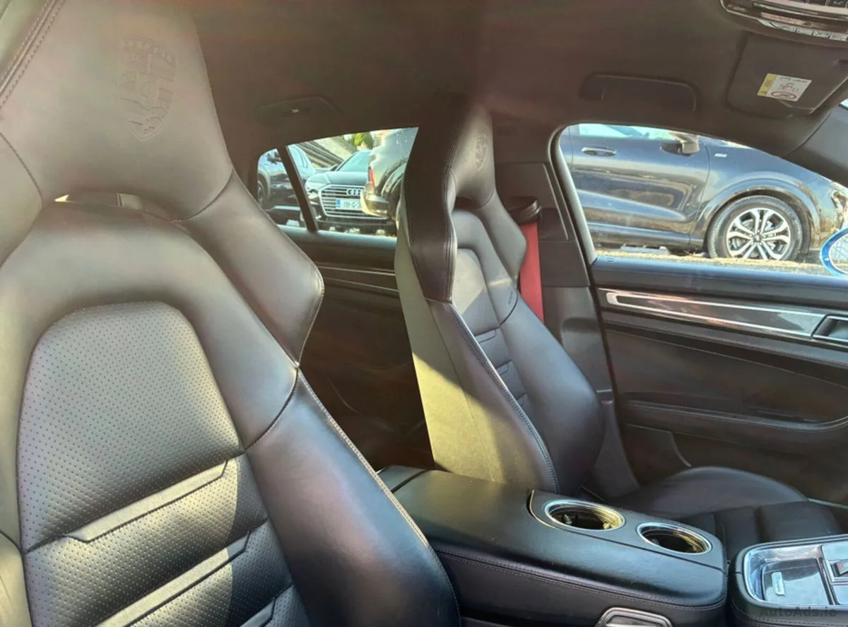 2018 Porsche Panamera – photo 5
