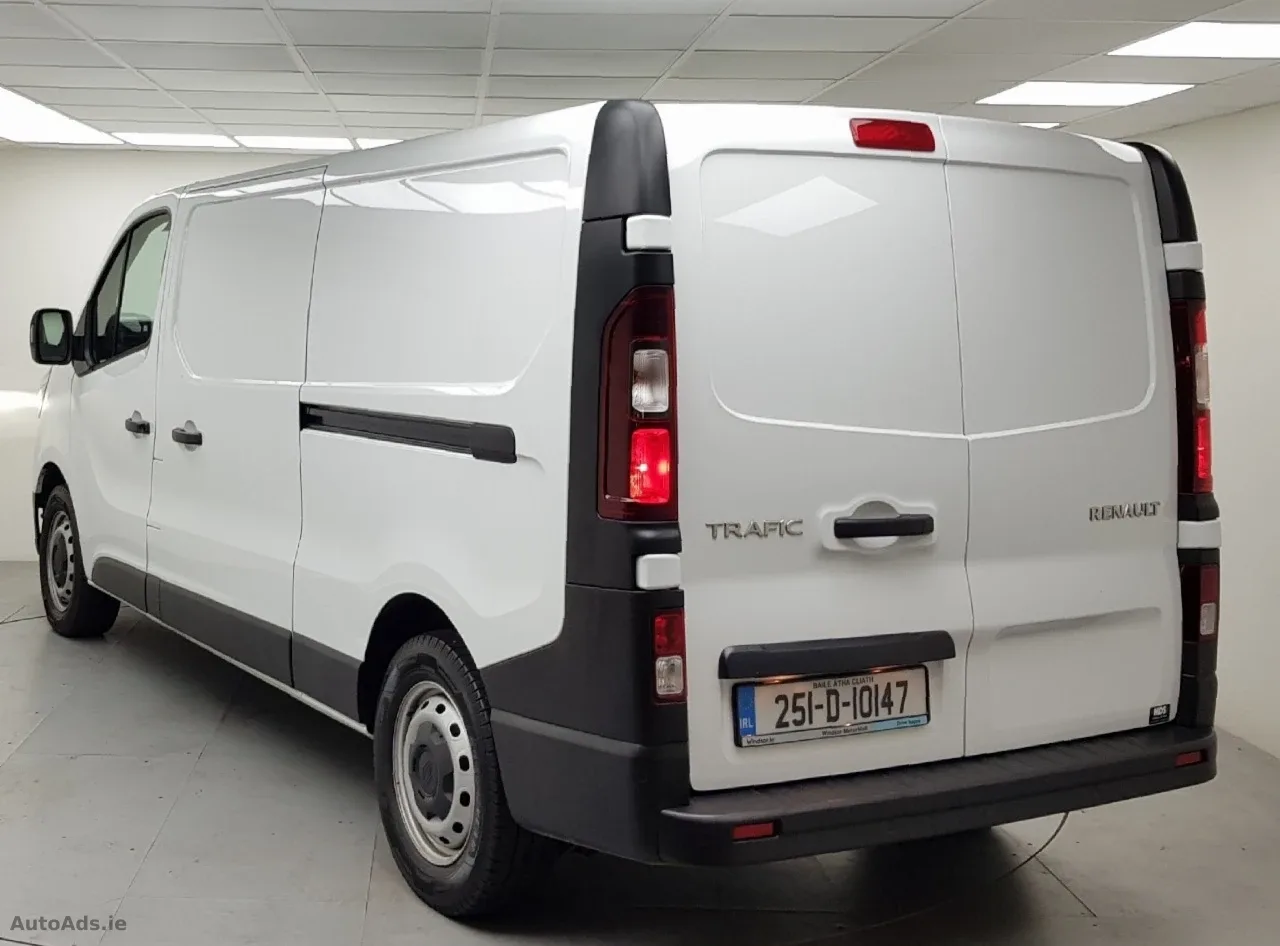 2025 Renault Trafic – photo 12