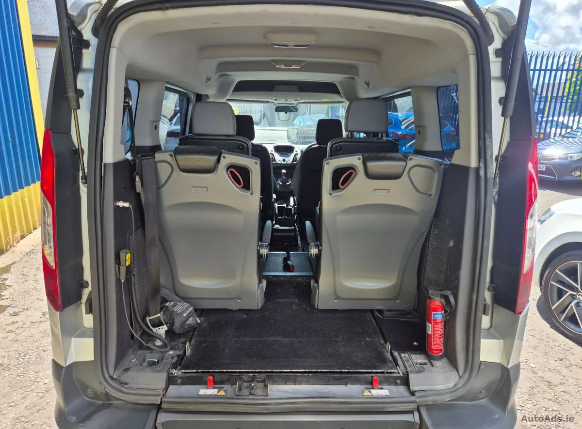 2015 Ford Tourneo Connect – photo 2