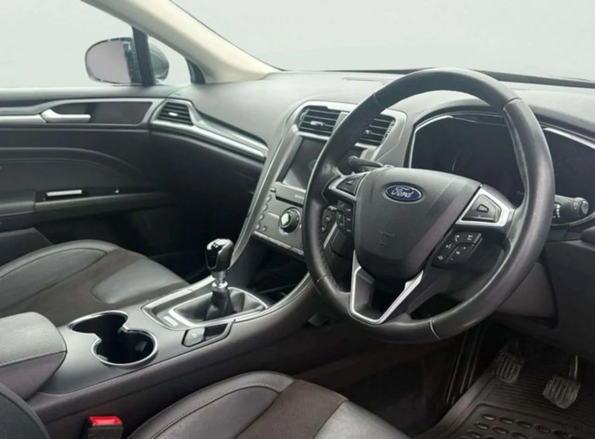 2018 Ford Mondeo – photo 2