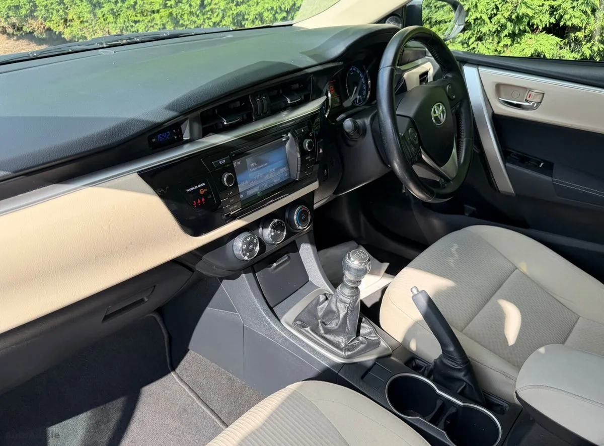 2016 Toyota Corolla – photo 11