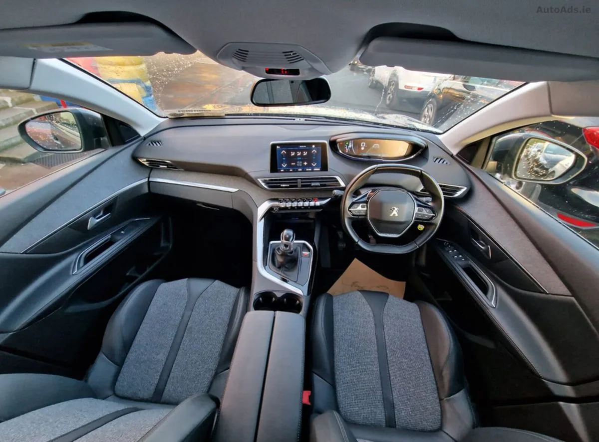 2018 Peugeot 5008 – photo 18
