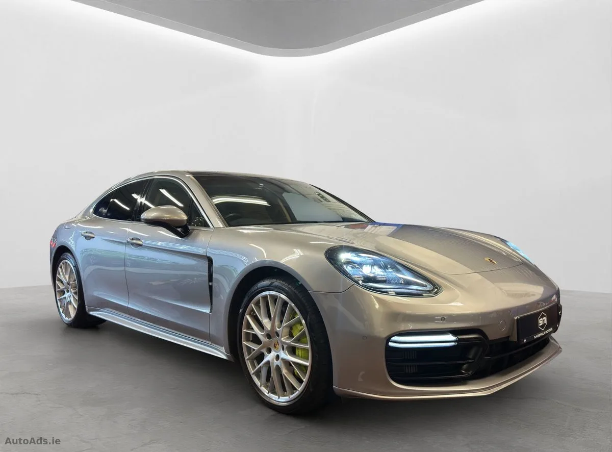 2018 Porsche Panamera