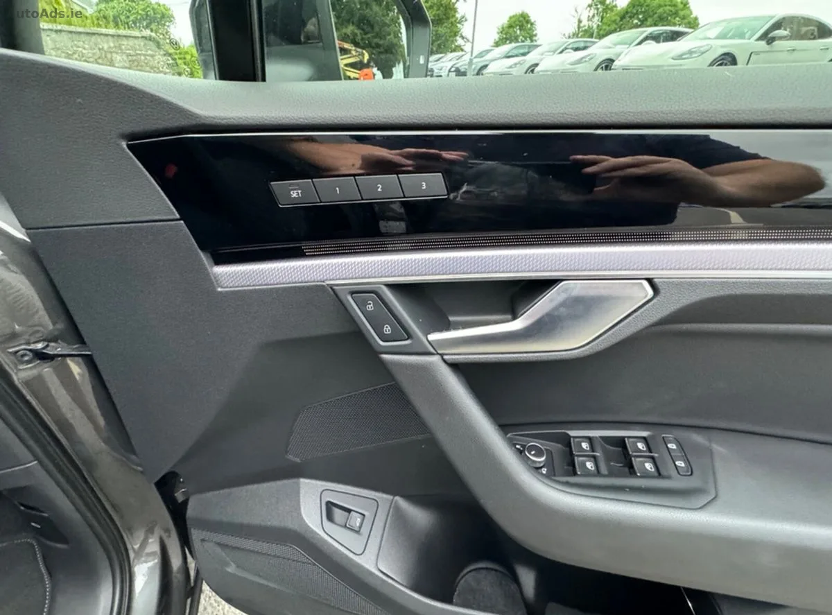 2024 Volkswagen Touareg – photo 19