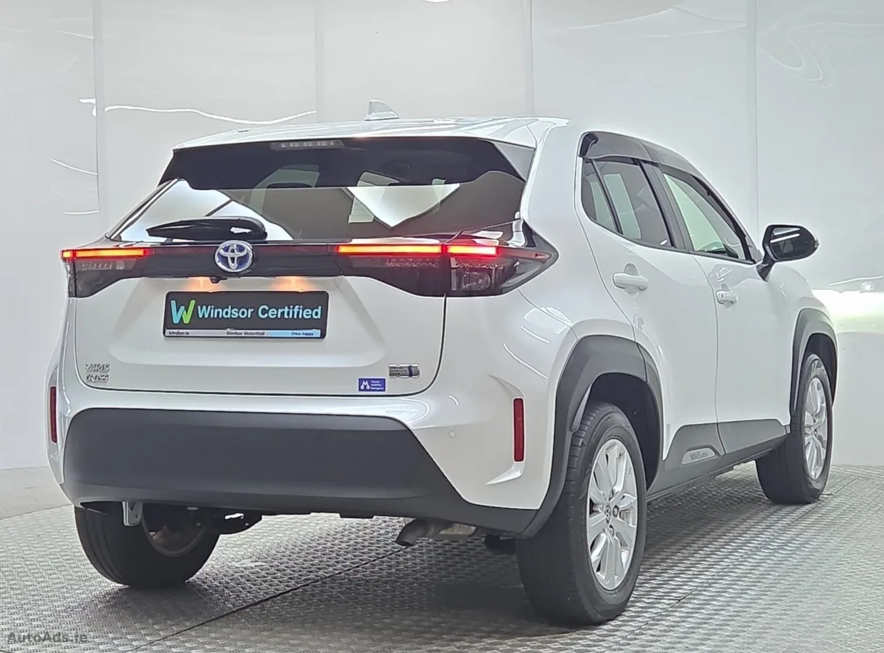 2023 Toyota Yaris Cross – photo 2