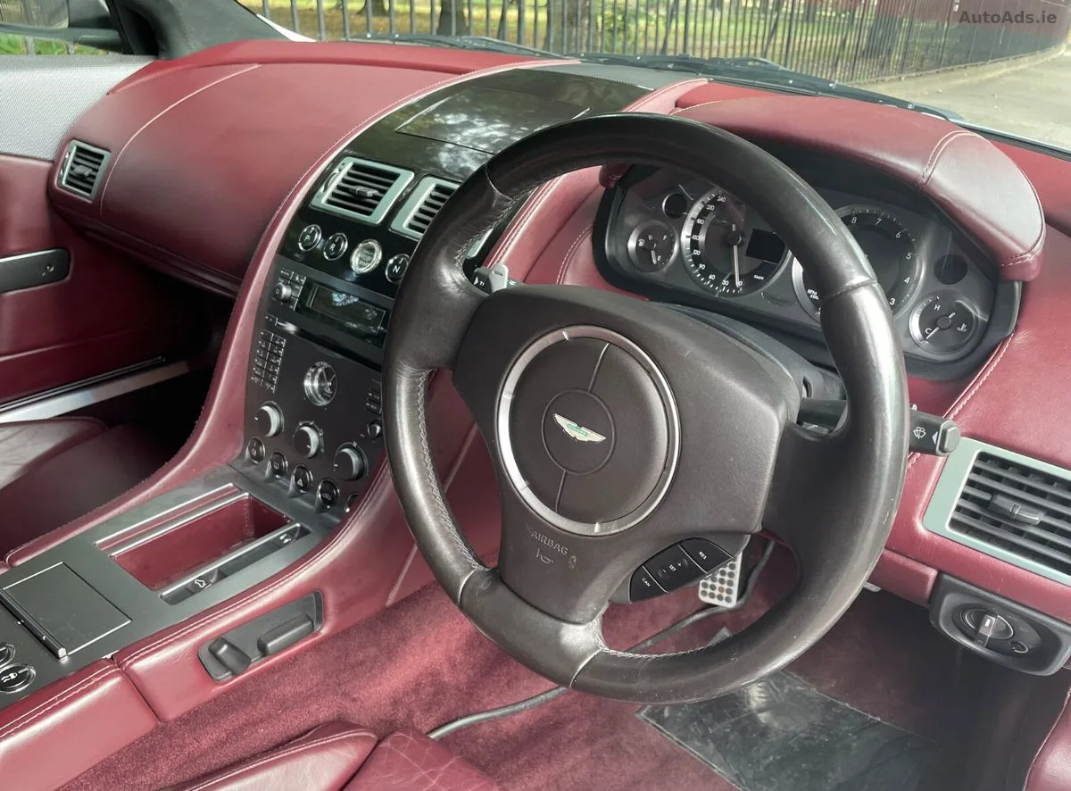 2005 Aston Martin DB9 – photo 2