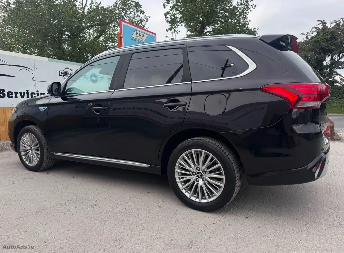 2019 Mitsubishi Outlander – photo 12