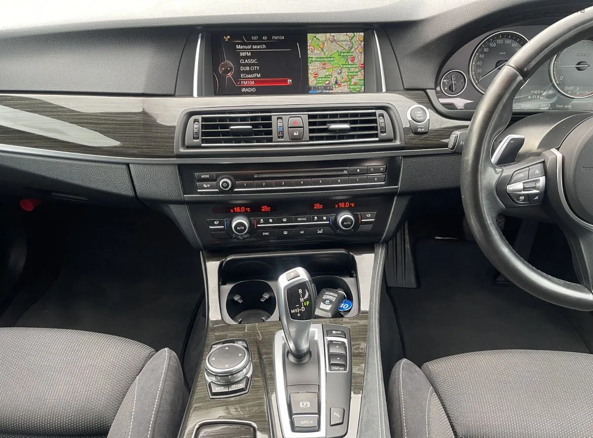 2016 BMW 5-Series – photo 13