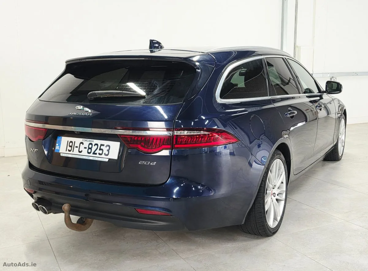 2019 Jaguar XF – photo 7