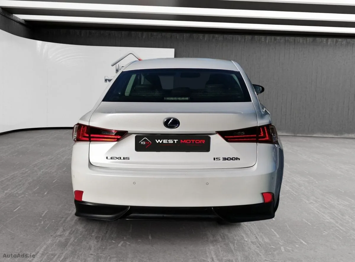 2015 Lexus IS – photo 20