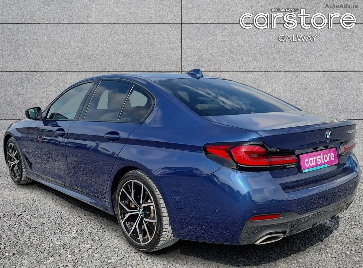 2022 BMW 5-Series – photo 5