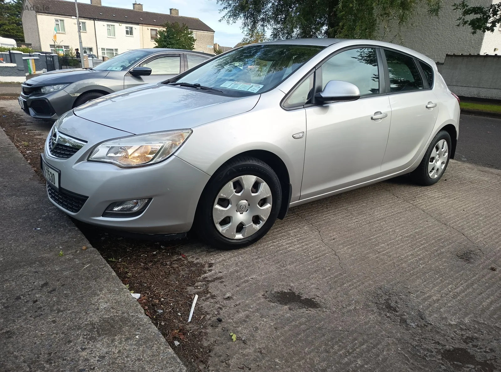 2011 Opel Astra – photo 2