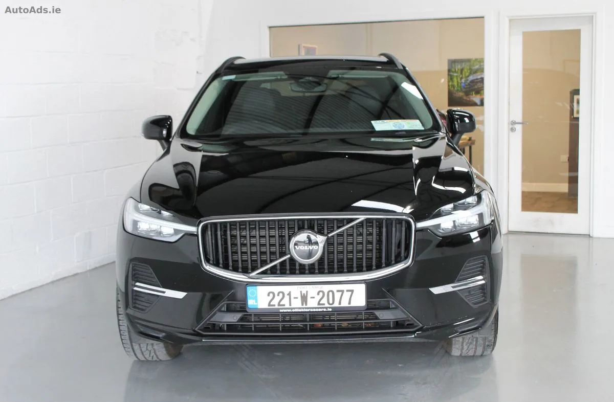 2022 Volvo XC60 – photo 2