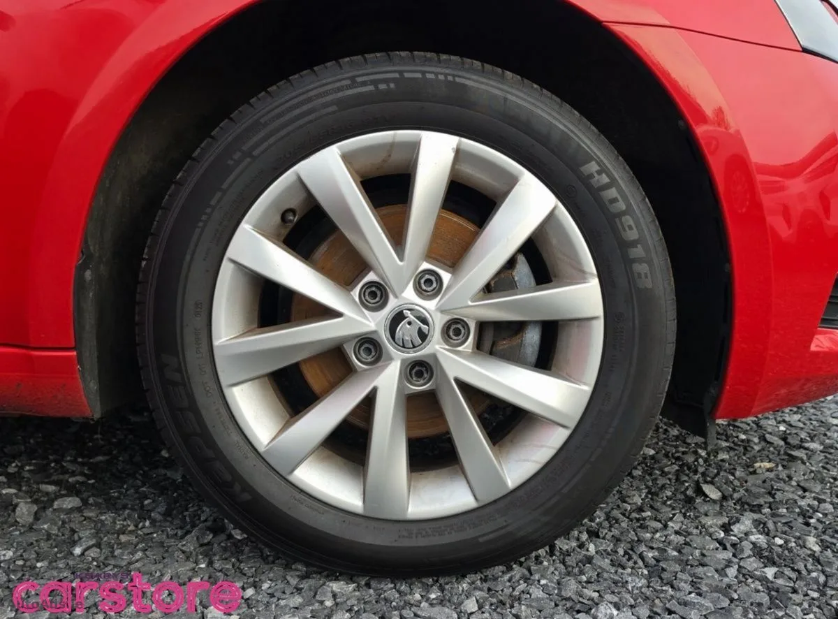 2021 Skoda Octavia – photo 14